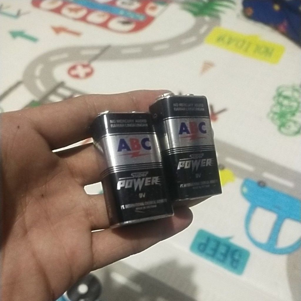 baterai kotak bekas 9v  normal
