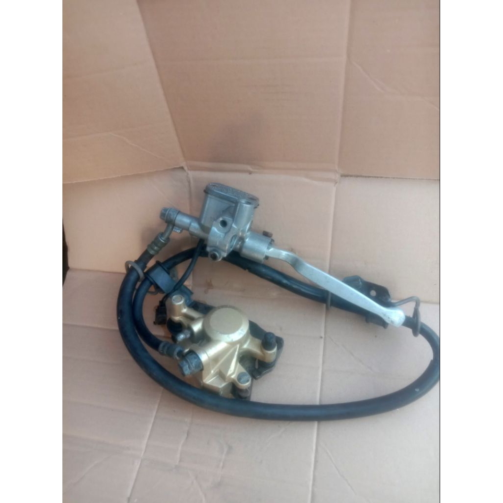 Kaliper Atas Bawah Rem Depan Yamaha Vega R New/Jupiter Z Robot/Vega zr/Mio Sporty PNP/Original Copot