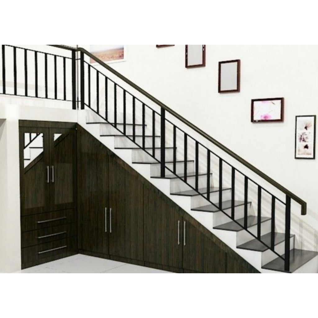 Railing tangga pegangan besi