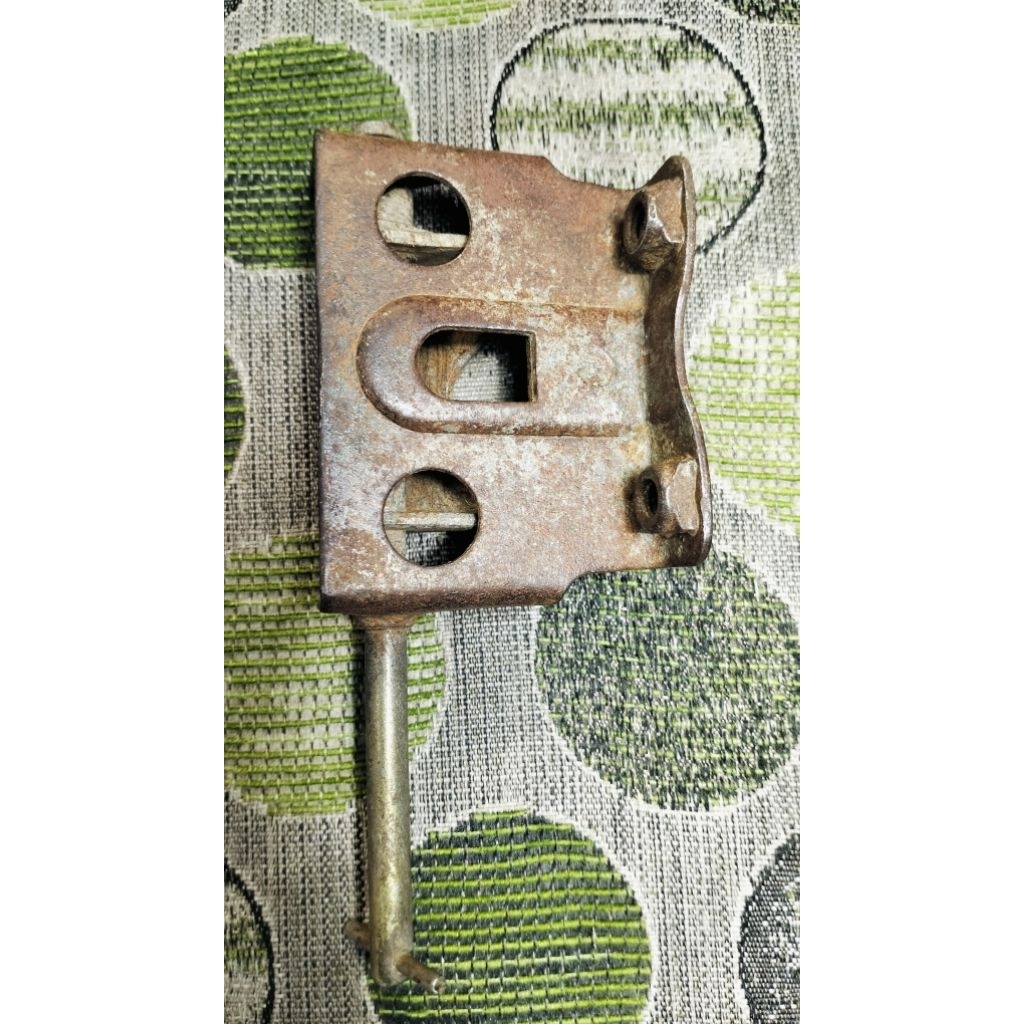 lawan kunci jok bagian dalam Astrea grand legenda prima Star ori second