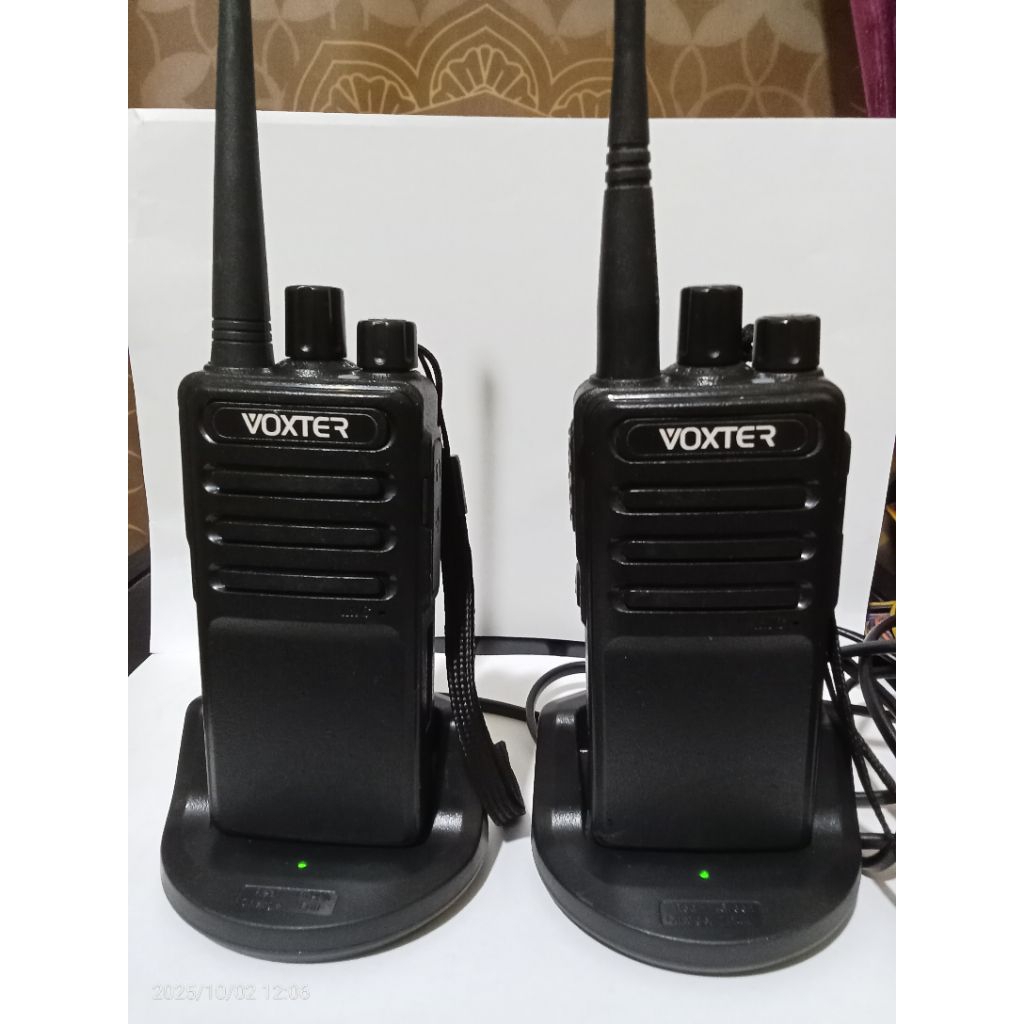 HT Walkie Talkie VOXTER 2 unit second ok