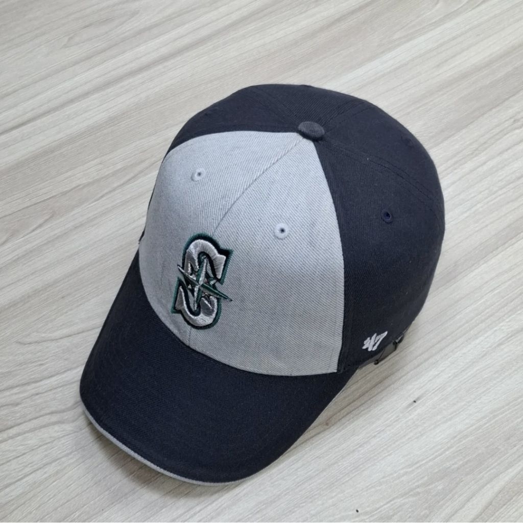 Topi 47 Brand, Stelan Velcro