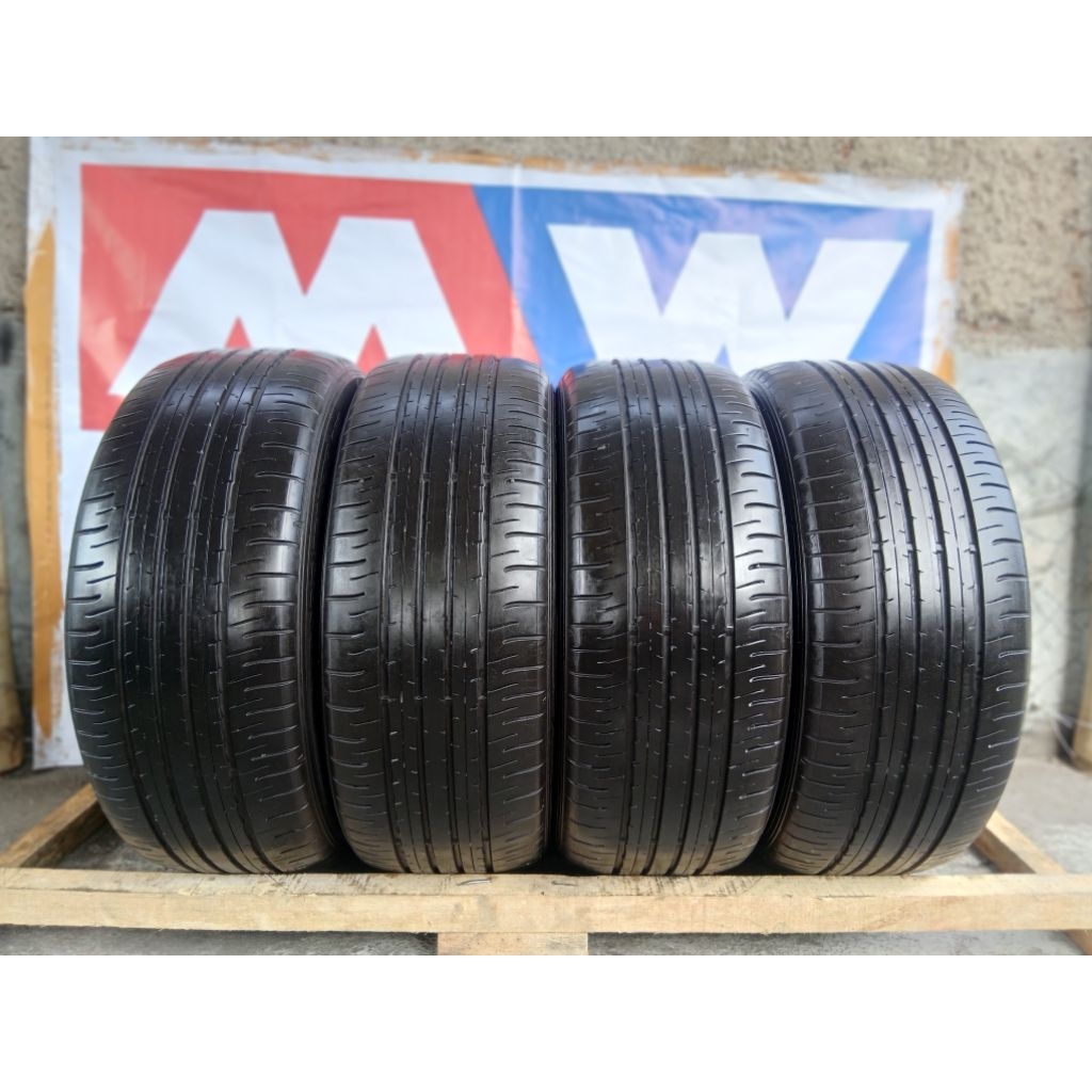 BAN DUNLOP SP SPORTMAXX050 225/50R18