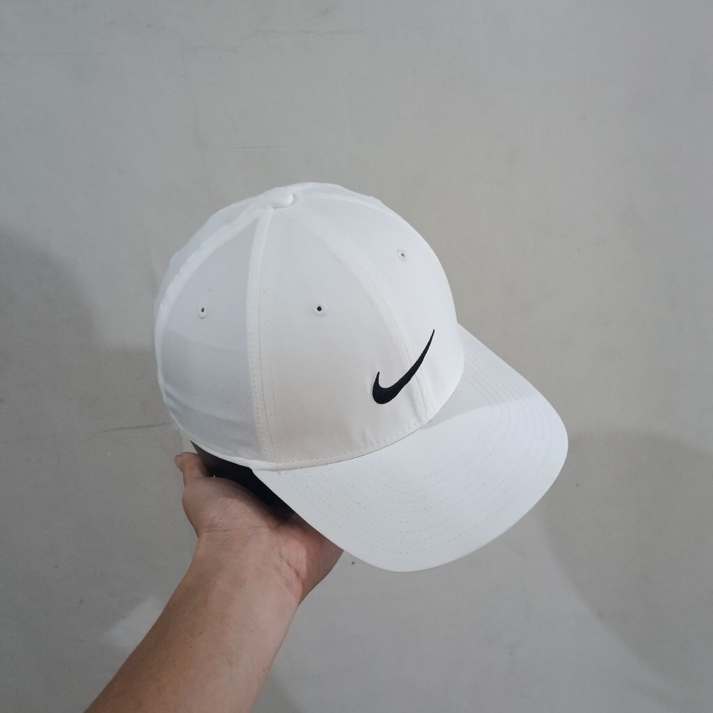 TOPI OLAHRAGA. RUNNING. SPORT, THRIFTING