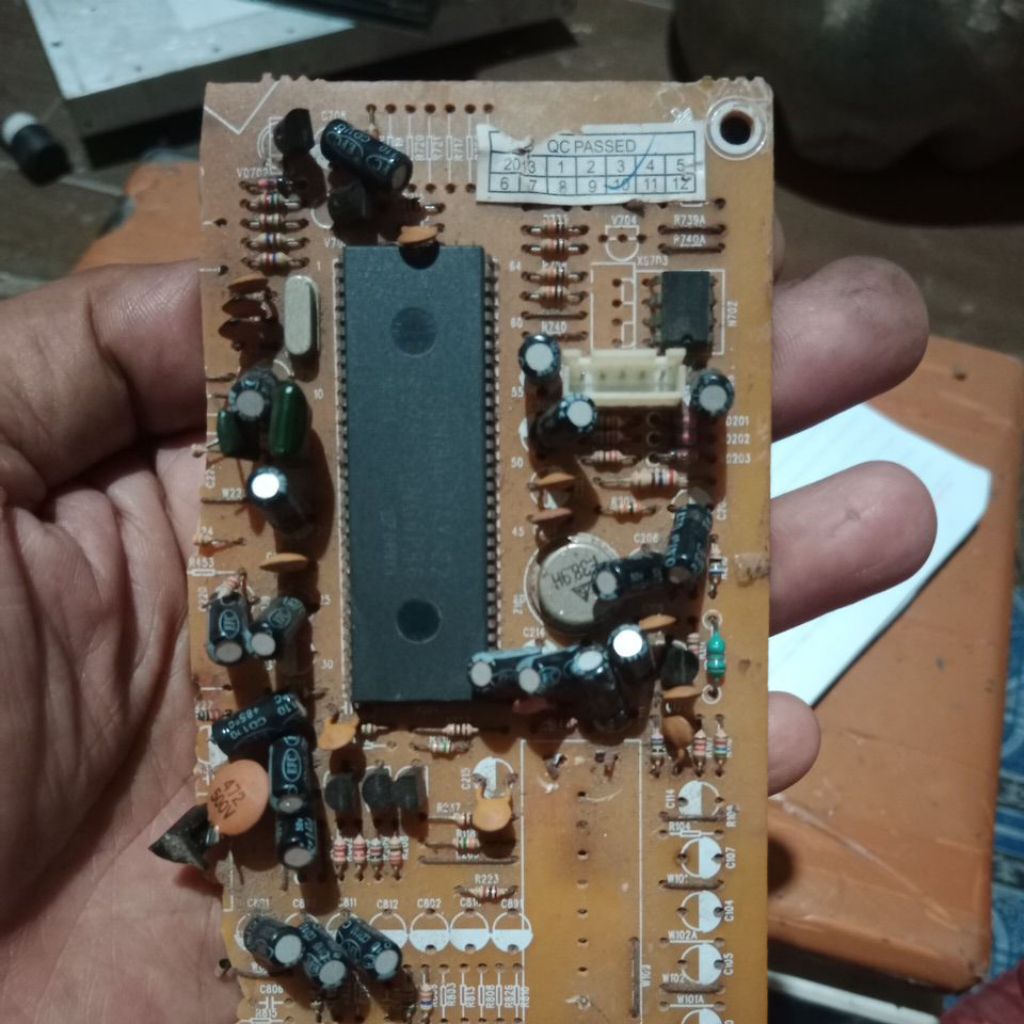 IC 8893 untuk TV China cabutan