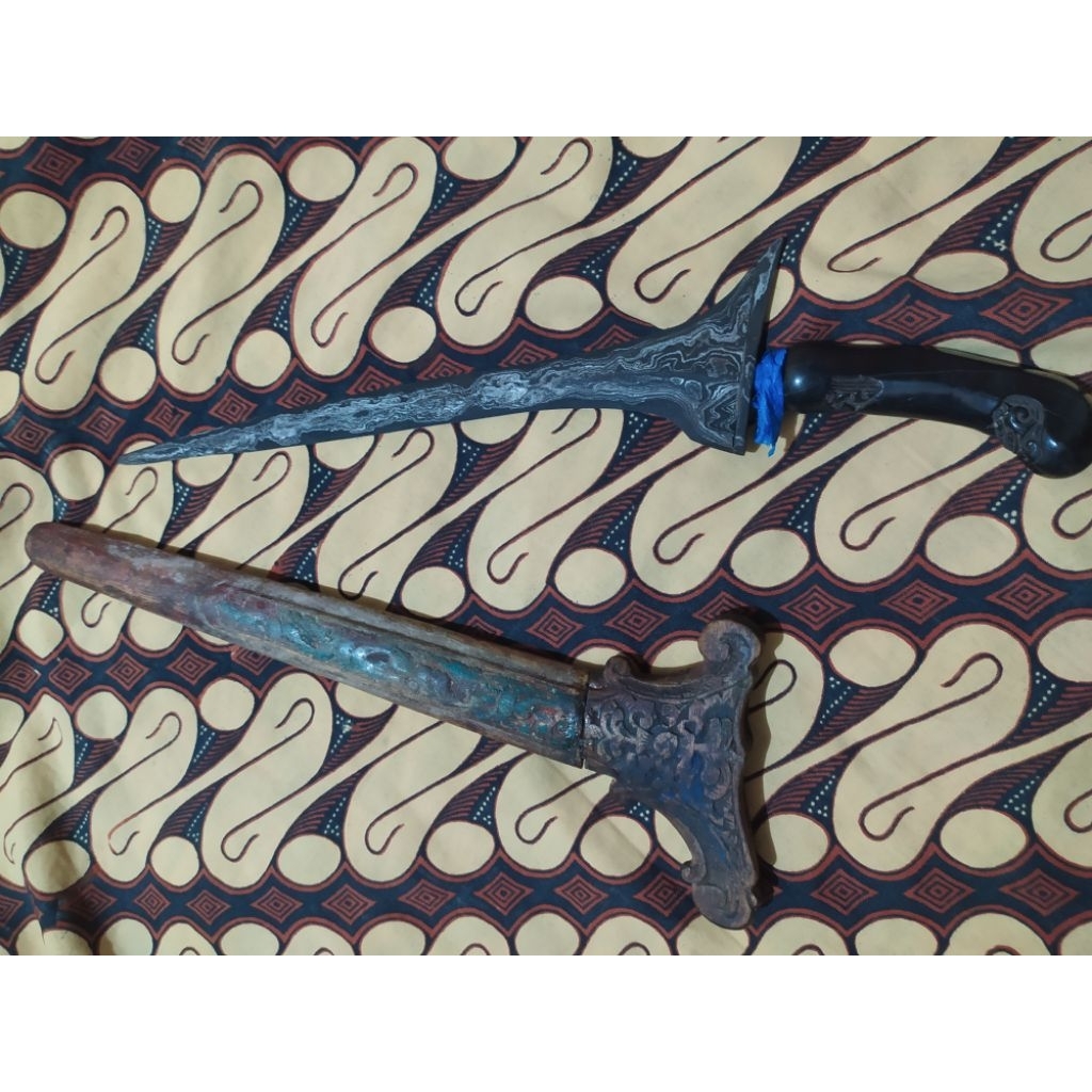 keris bagus sapukal sandanan jawa