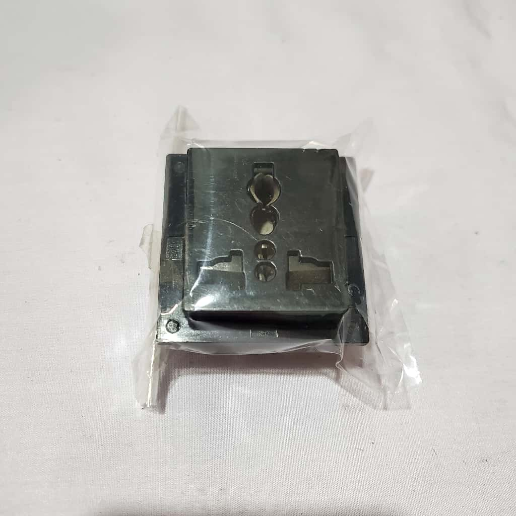 Stop Kontak Genset – Colokan Listrik Universal untuk Genset Portable & Rumah Tangga