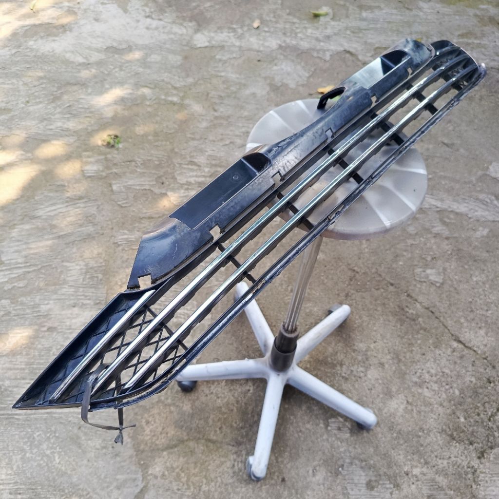 Grill bawah crv gen3 2007-2009 Komplit Lis chrome