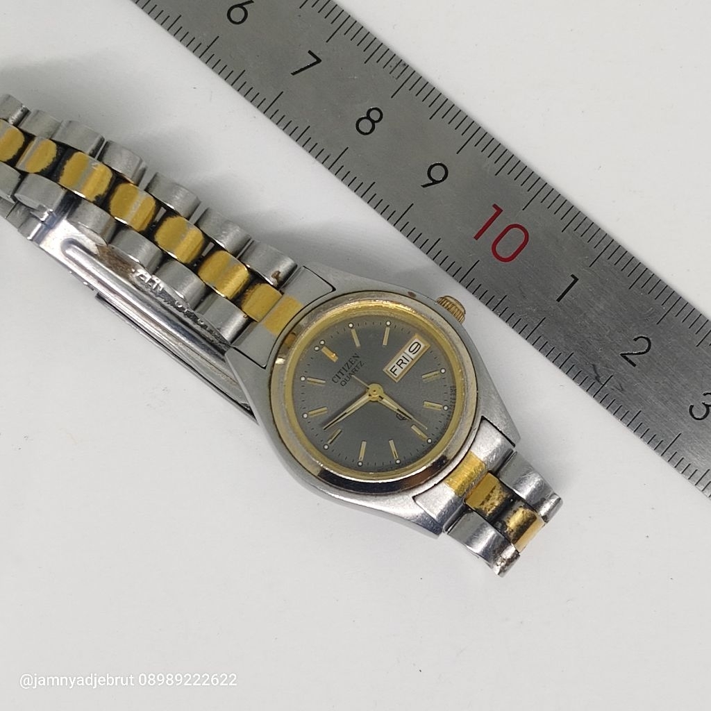 Jam Citizen Ladies GN-4W-S Grey Gold Bekas