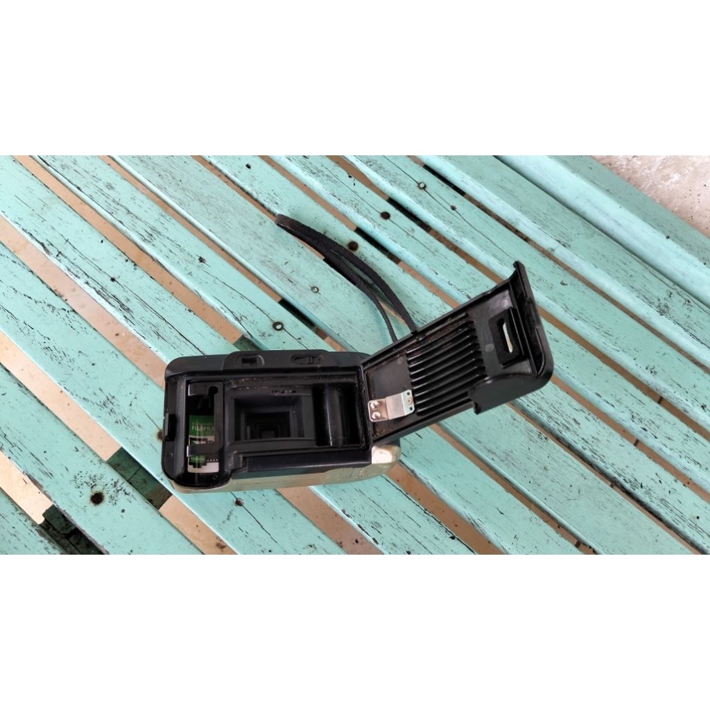 kamera analog Fujifilm.