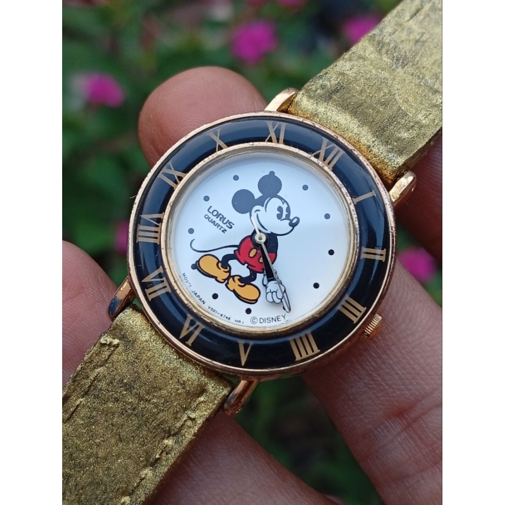 [ Repaired ] Disney Lorus Mickey Mouse Quartz by Seiko