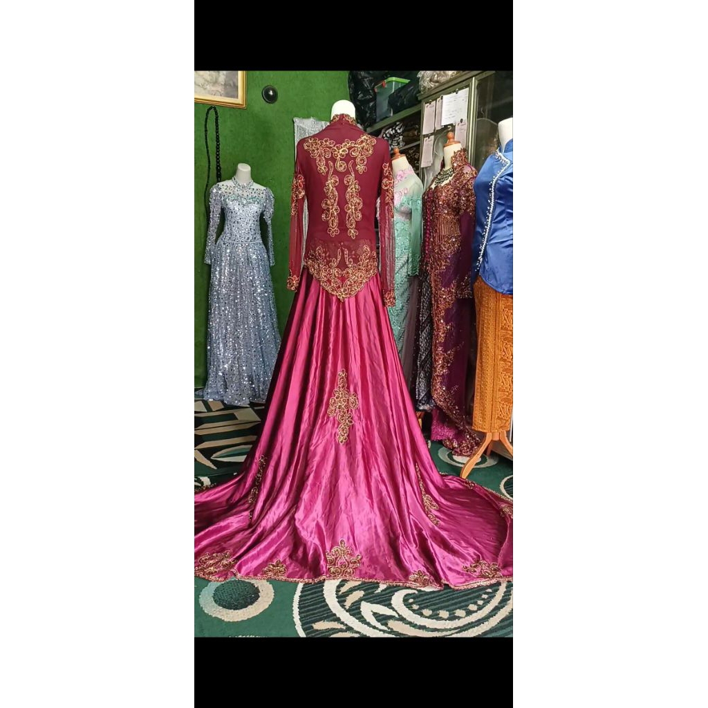 kebaya pengantin merah maroon Ld 90 pernah dipakai