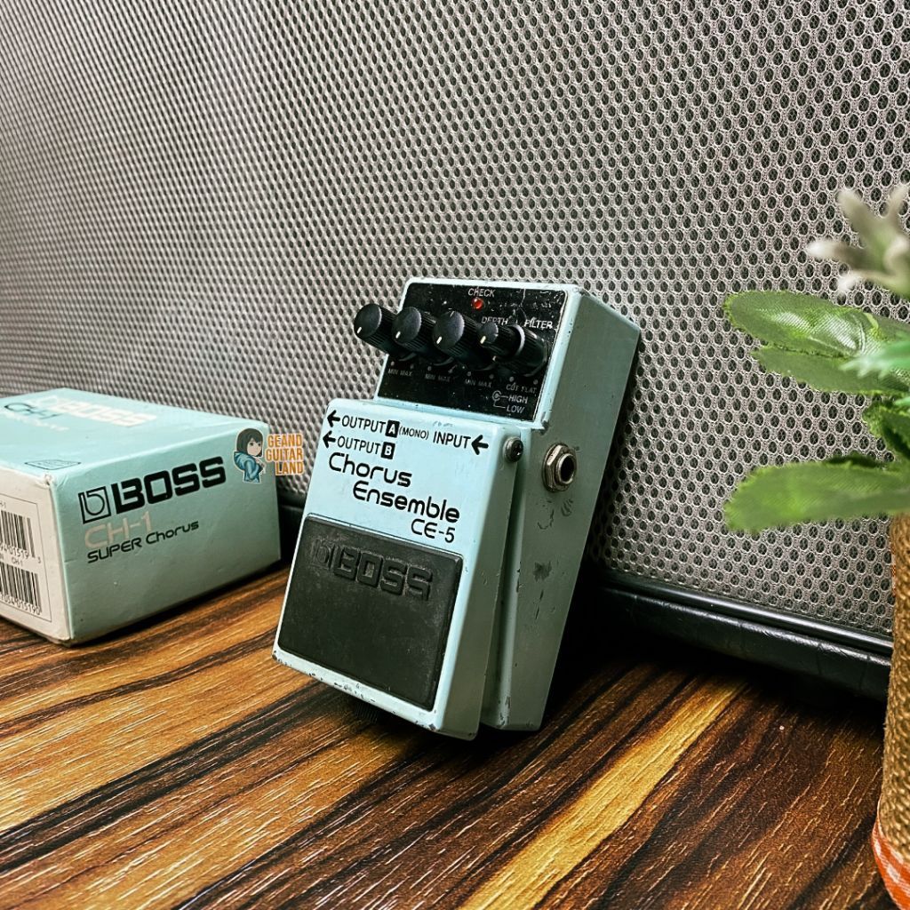 Boss CE5 Stereo Chorus Ensemble