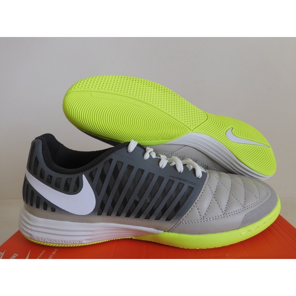 Sepatu Futsal NIKE LUNAR GATO II I 580456-010