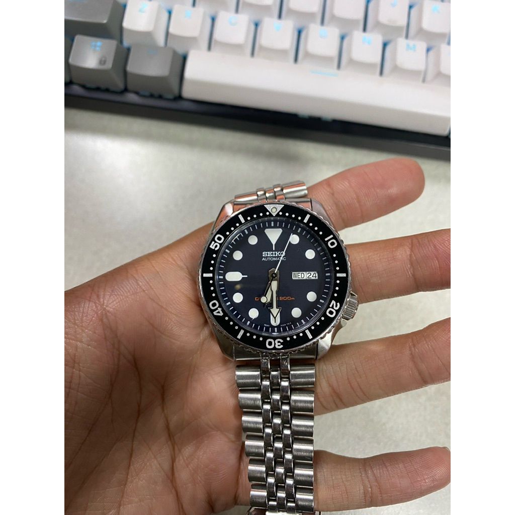 Seiko SKX007K2 Automatic Diver Watch