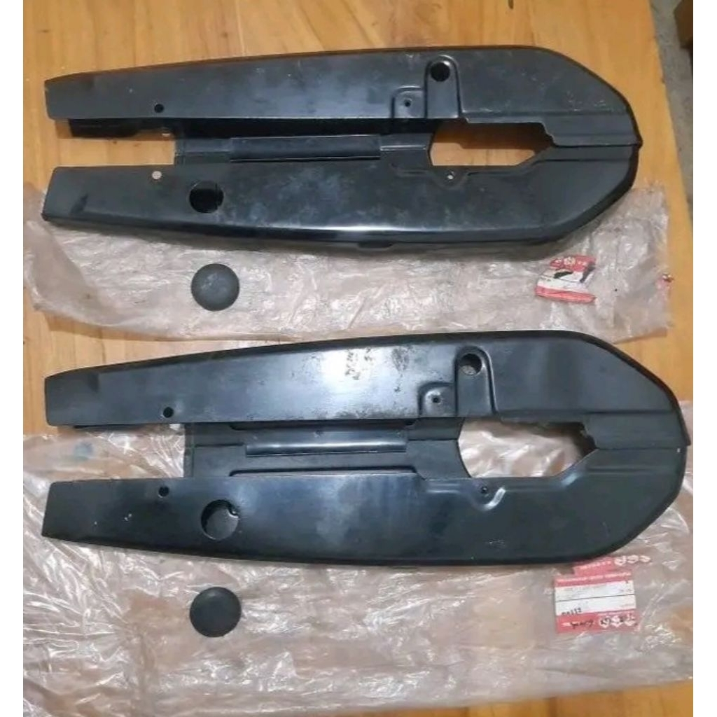 KATENGKAS ATAU TUTUP SUZUKI RC BRAVO RC 100 ORIGINAL NOS BARU