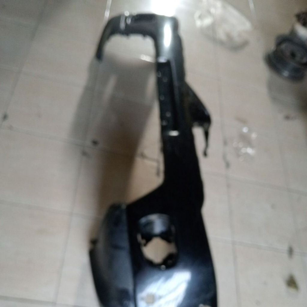bemper depan Mitsubishi Pajero sport th 2010-2013 copotan original