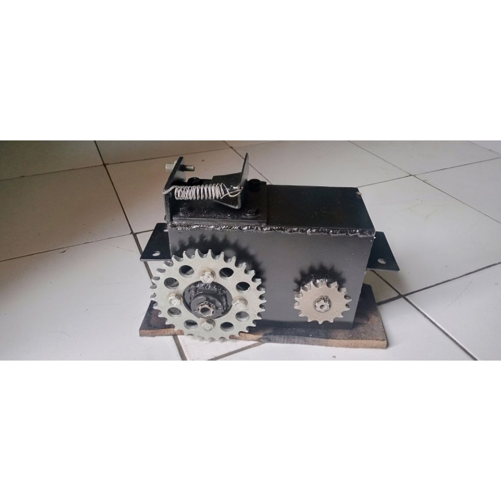Gearbox maju mundur rakitan