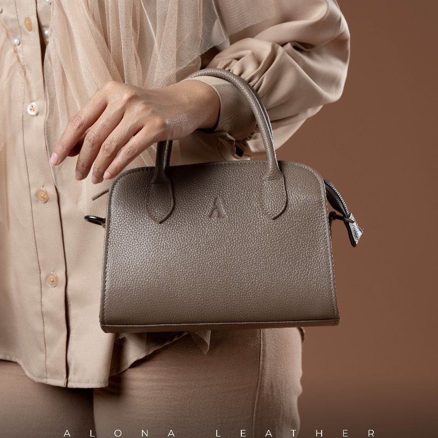 ALONA Tas Kulit Selempang Wanita - Moza Bag