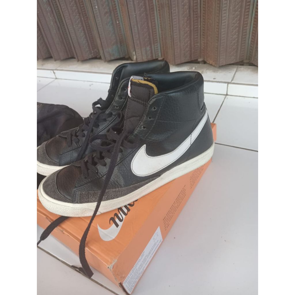 Sepatu Nike Blazer High
