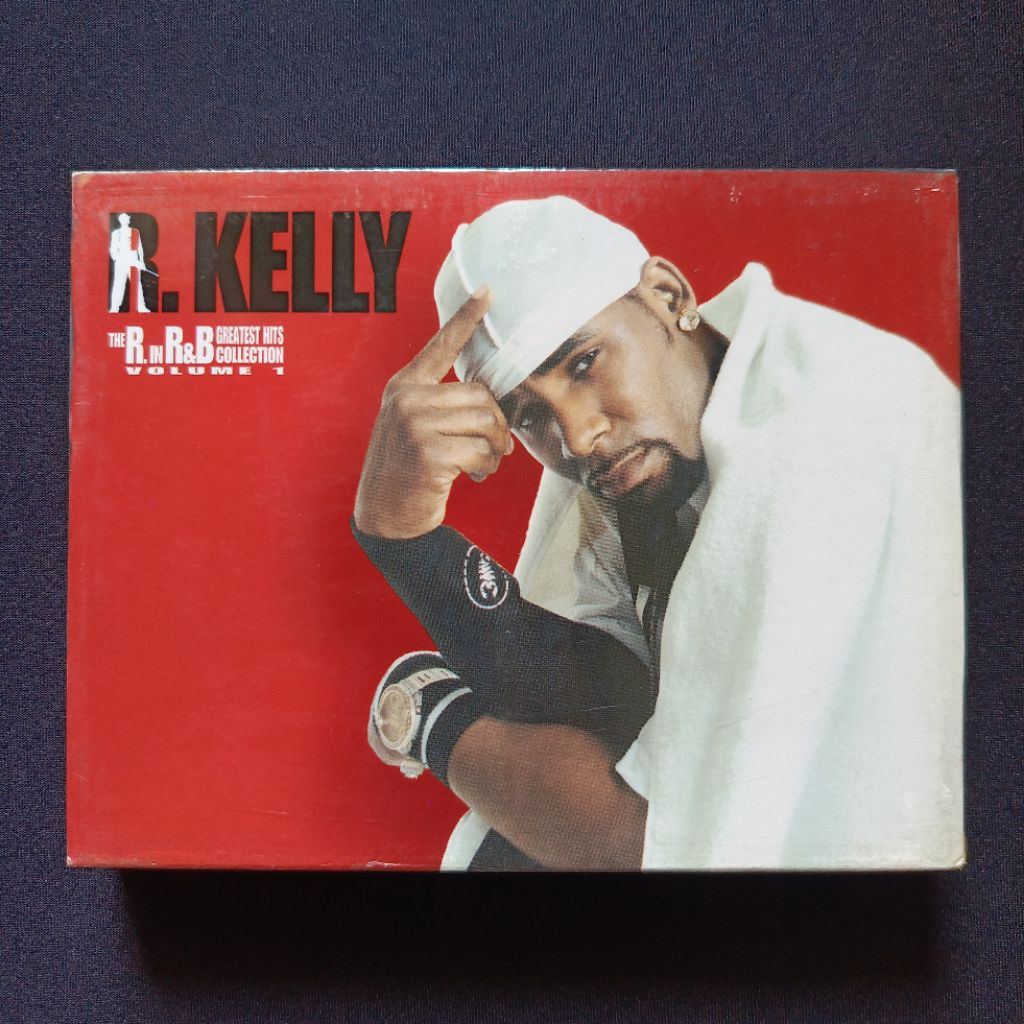 Kaset R Kelly - The R In R&B Greatest Hits Collection : Volume 1 (Double Cassette) (Sealed)