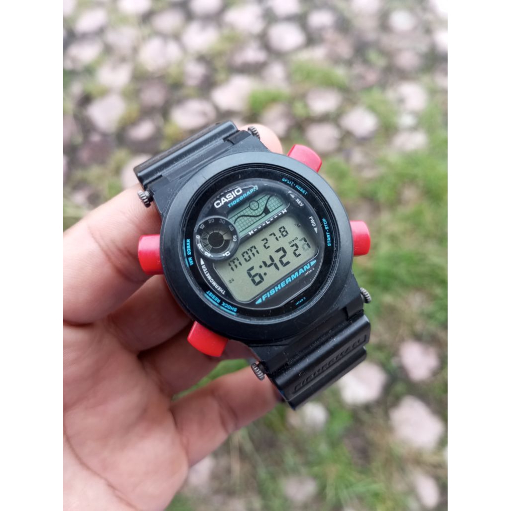 Casio G-Shock DW-8600 pintil merah Second/Preloved