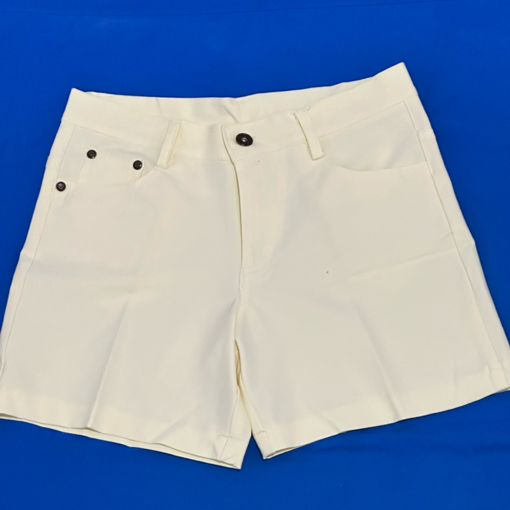 Celana Pendek Wanita / Celana Pendek Remaja Wanita Preloved