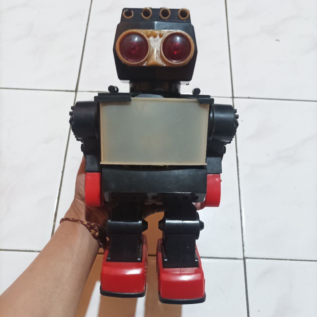 Vintage Robot Saturn Jumbo Mainan Action Figure