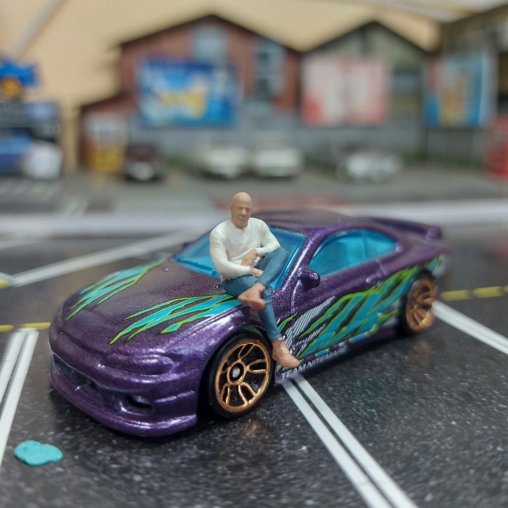 Figure skala 64 Dominic Toretto sit Fast Furious