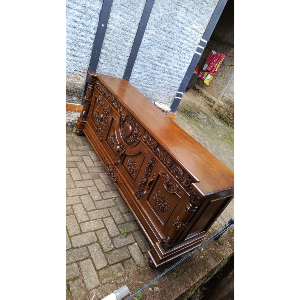 bufet bulan kayu jati / bufet tv kayu jati / bufet konsul ukir kayu jati