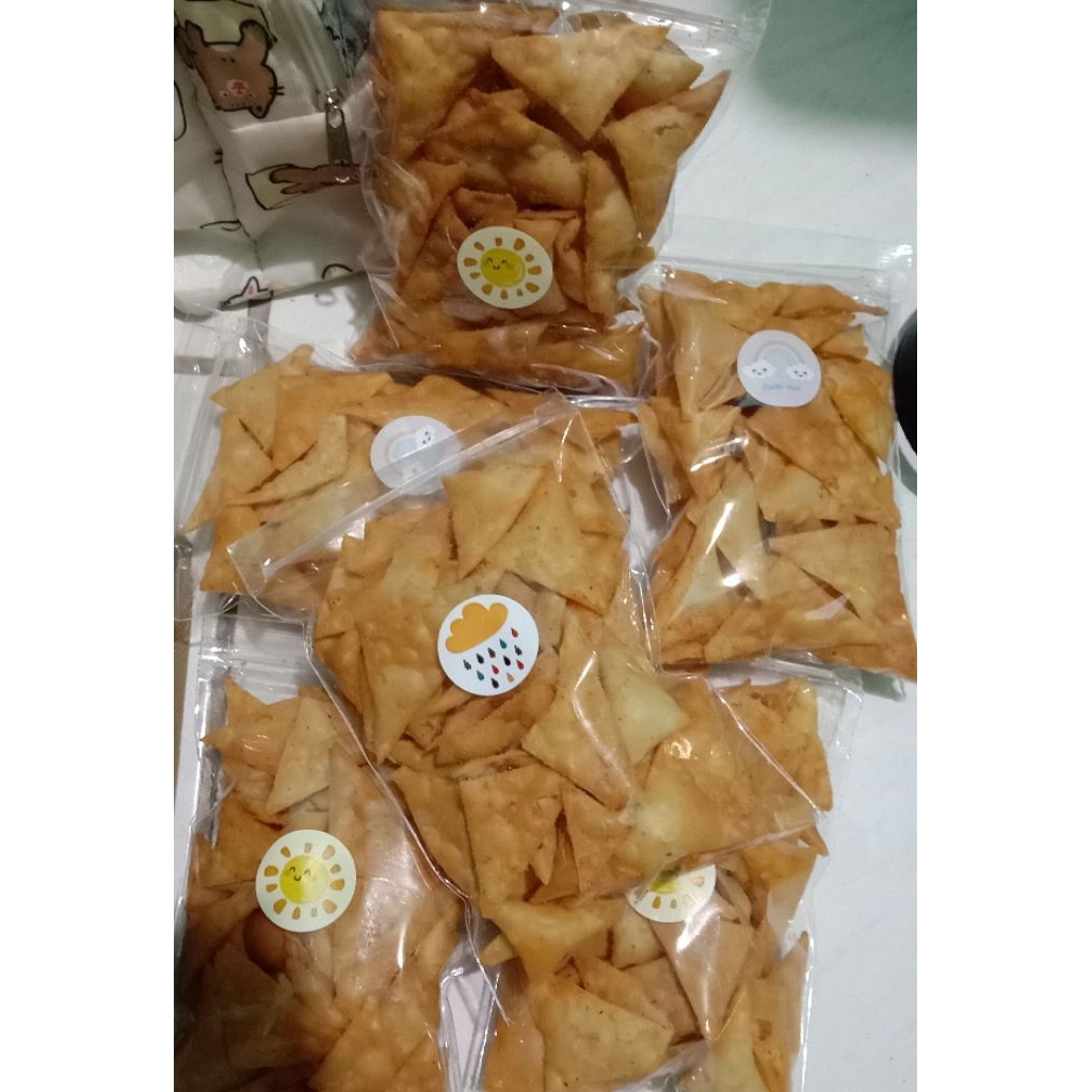 Cemilan/Kripik/Pangsit/Goreng/PedasAsin/Balado/Barbeque