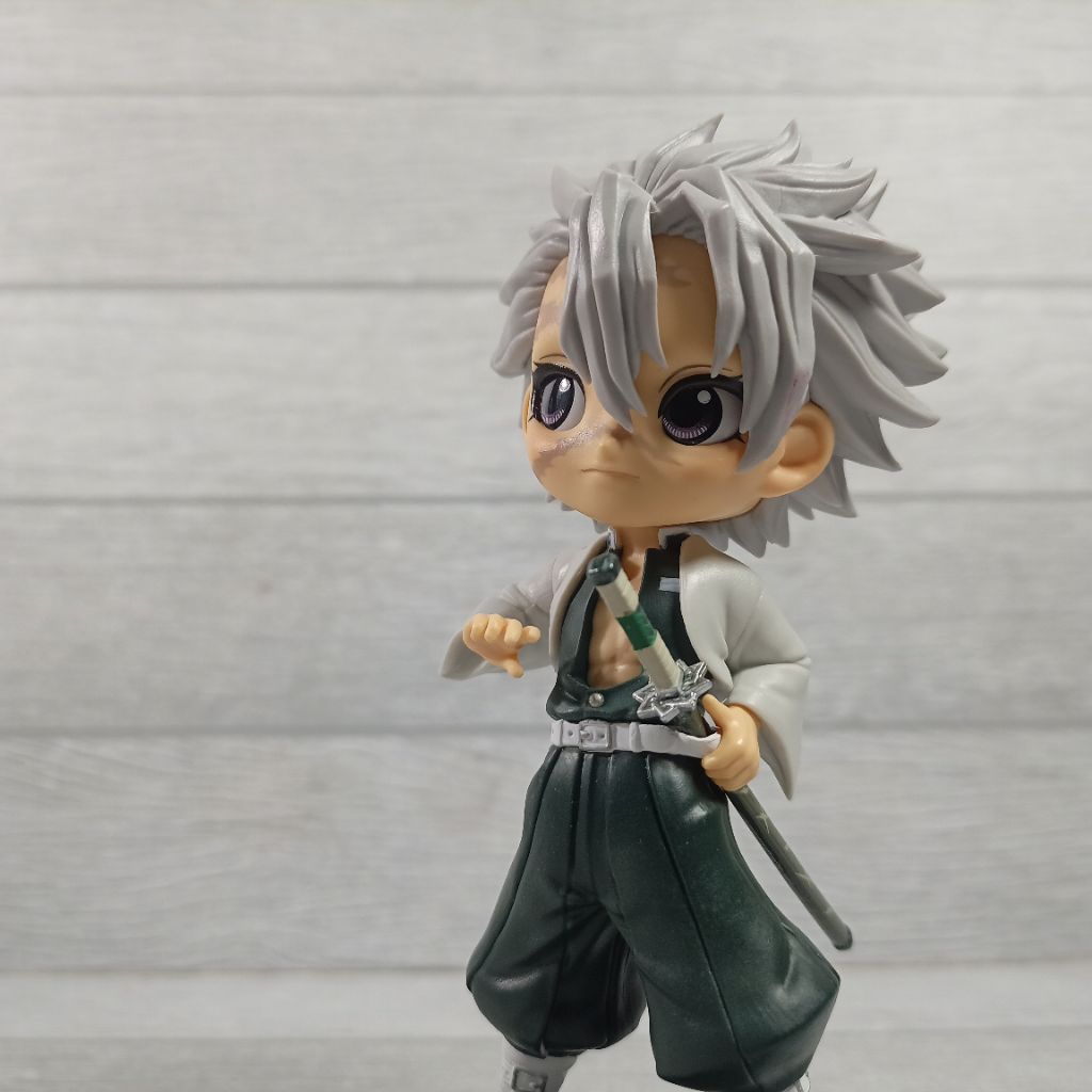Qposket Demon Slayer Kimetsu no Yaiba Shinazugawa Sanemi
