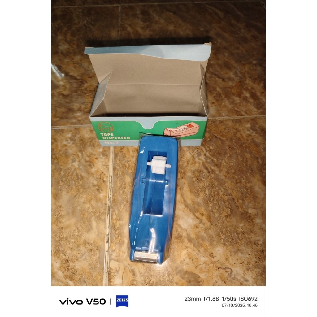 Tape Dispenser No 7 - Tempat Solasi Kecil - LION 7
