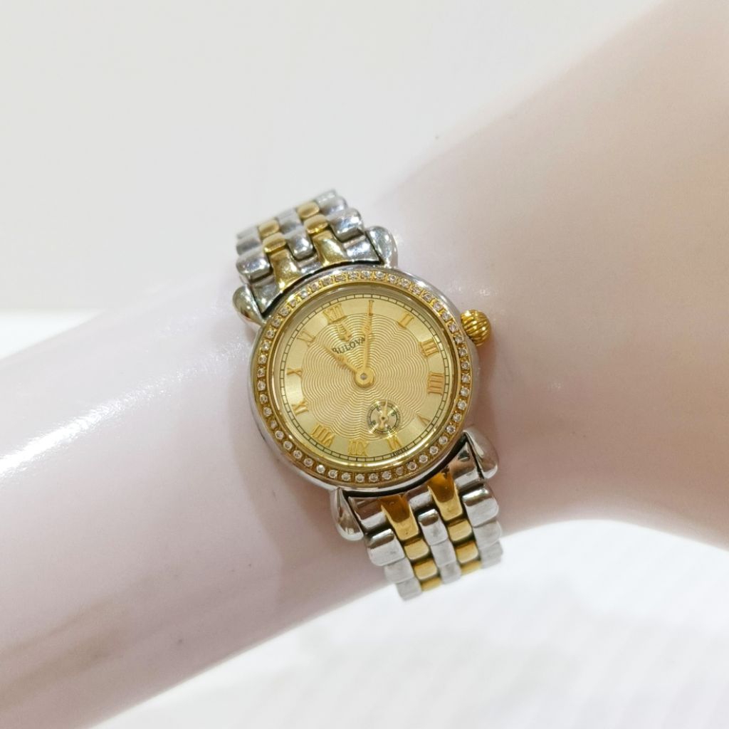 Jam Tangan Bulova Swiss Sub Second Crystal Bezel Gold Plated Quartz Watch Women Wanita Cewek Cantik