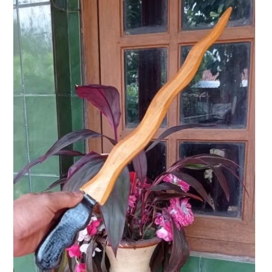 keris kayu  panjang -  mainan anak  keris - keris kayu mainan - keris peraga - keris latihan - kolek