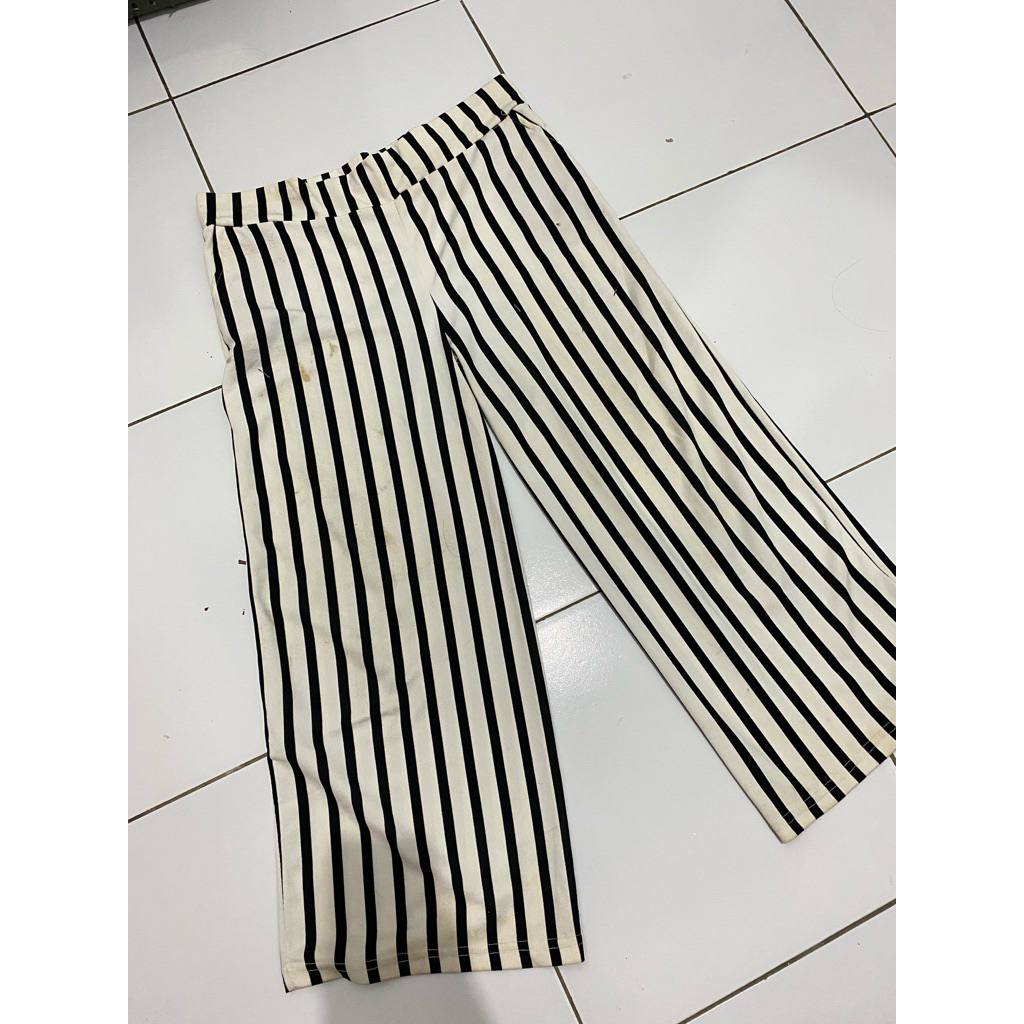 preloved celana garis garis