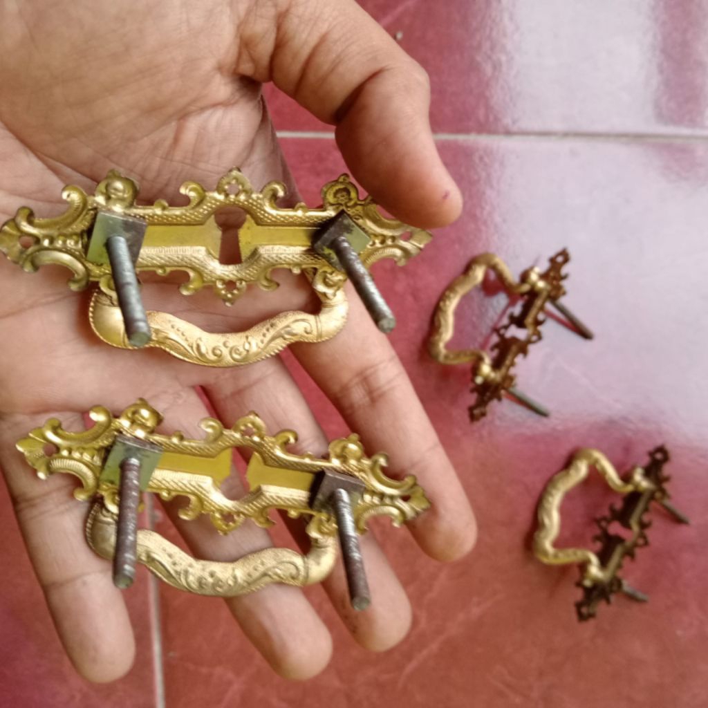Handle Laci Lemari Antik - Handle Pintu Lemari Antik - Tarikan Pintu Pecinan