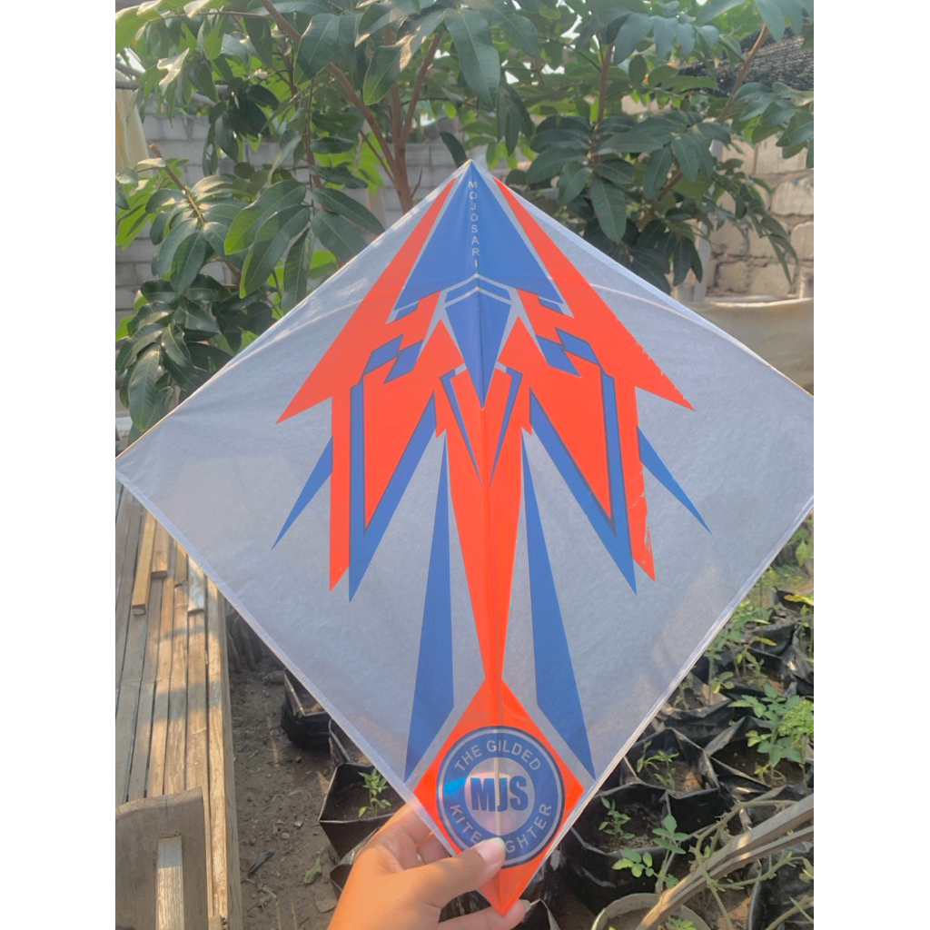 Layangan Sukhoi Super Spesial Turnamen