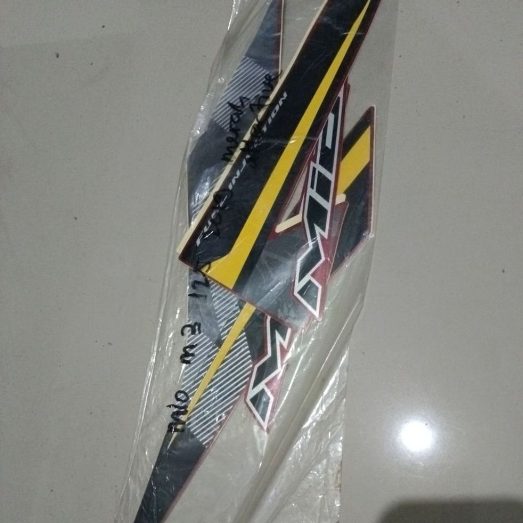 stiker mio m3 125 2019 merah