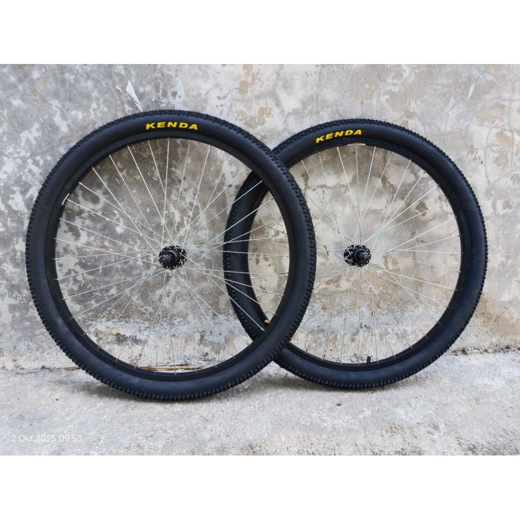 Wheelset Velg Hitam Uk 26 Alloy Depan / Belakang Rims Roda Sepeda Velg jadi - WHEELSET SEPEDA 26 UNI