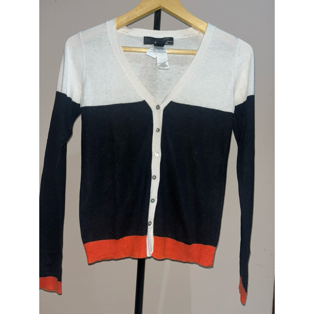 Cardigan Wanita Mango Warna Hitam Putih Oranye