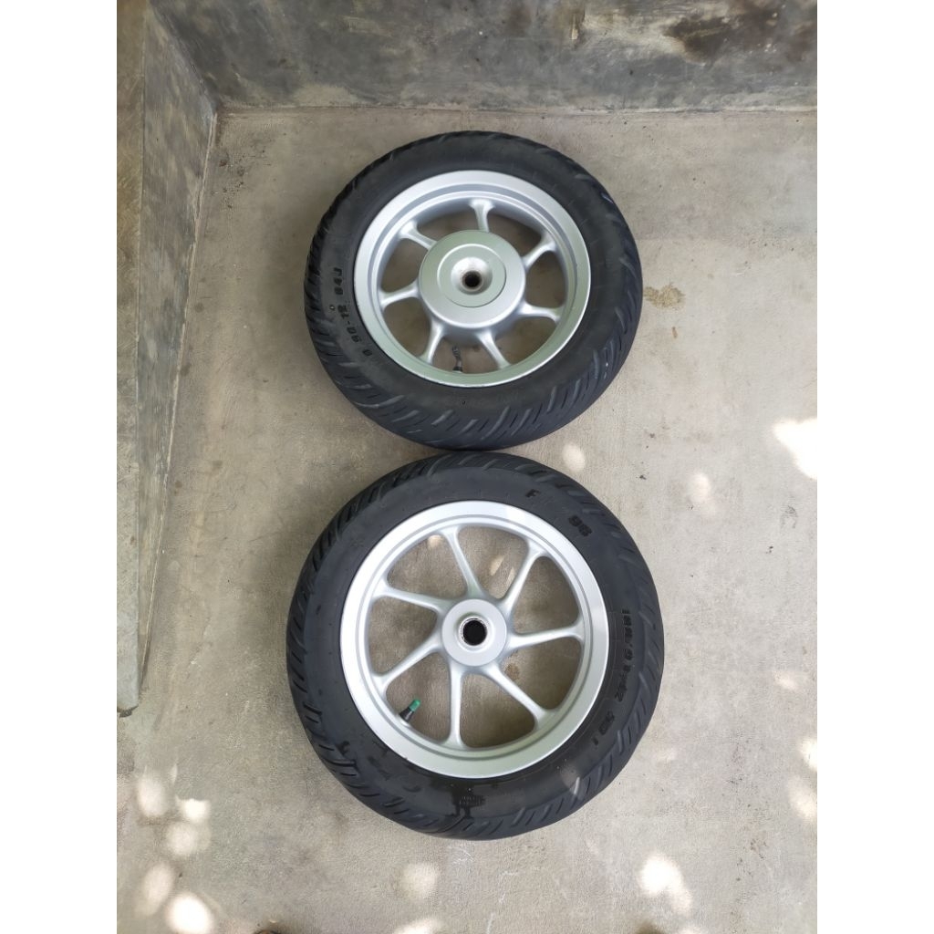 Velg pelek scoopy ring 12 satu set original