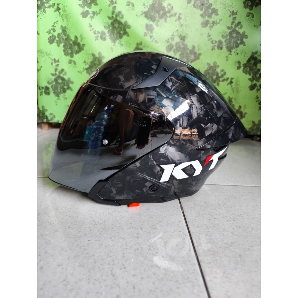 Helm KYT TTR JET motif carbon forged size L kaca visor iridium gunmetal & clear / helmet seperti bar