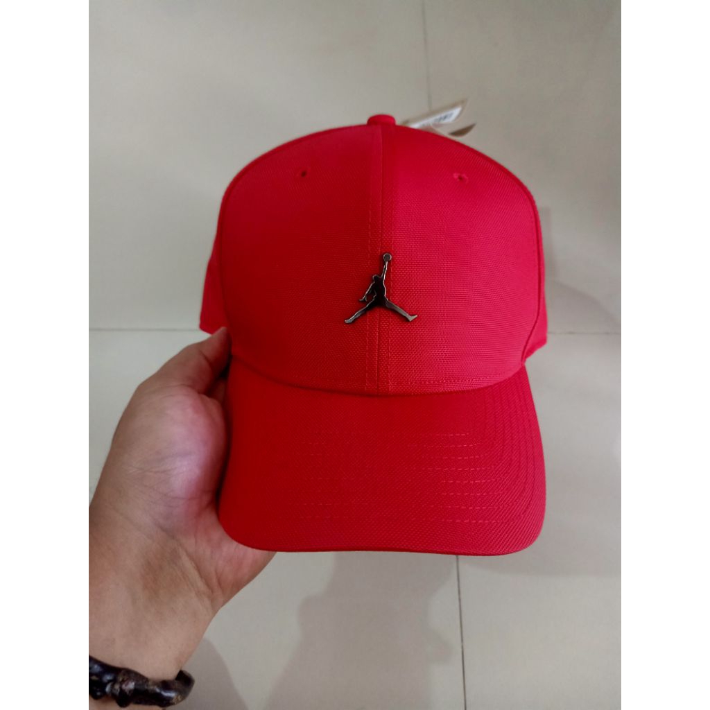 Topi Jordan Original Metal Logo