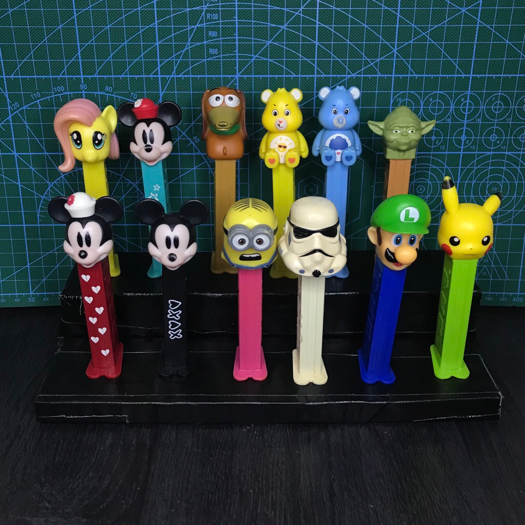 Mainan Preloved PEZ Candy Dispenser Character Toy Story Star Wars Disney Minions Care Bears 12pcs Ta