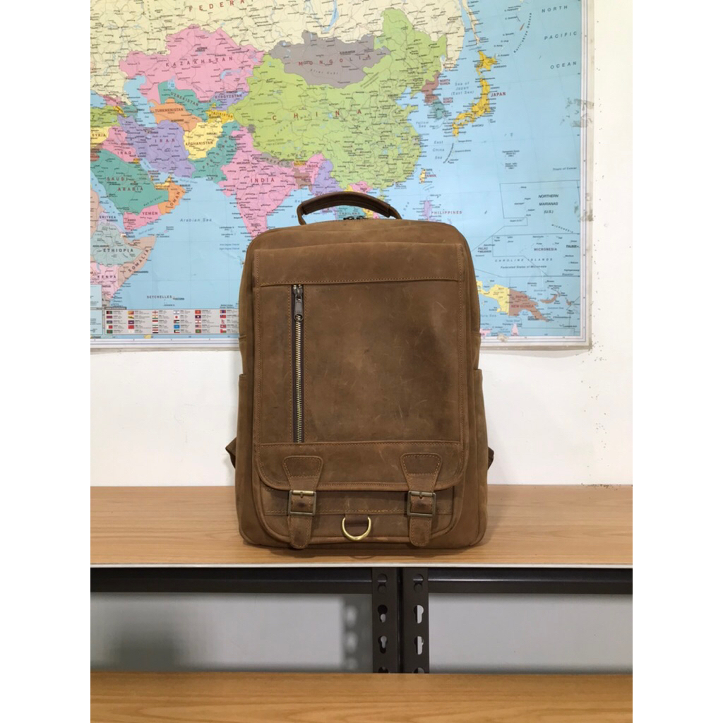 Leathe backpack crazy horse