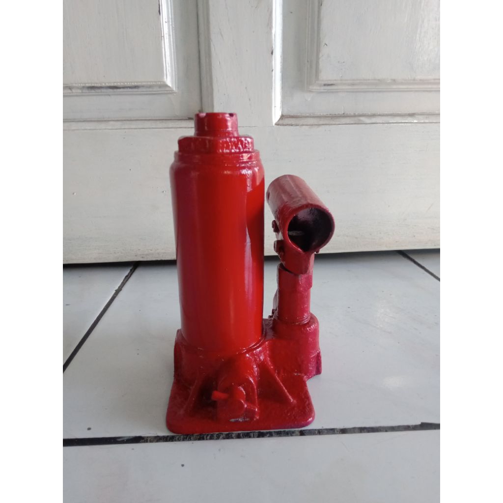 DONGKRAK BOTOL 2 TON