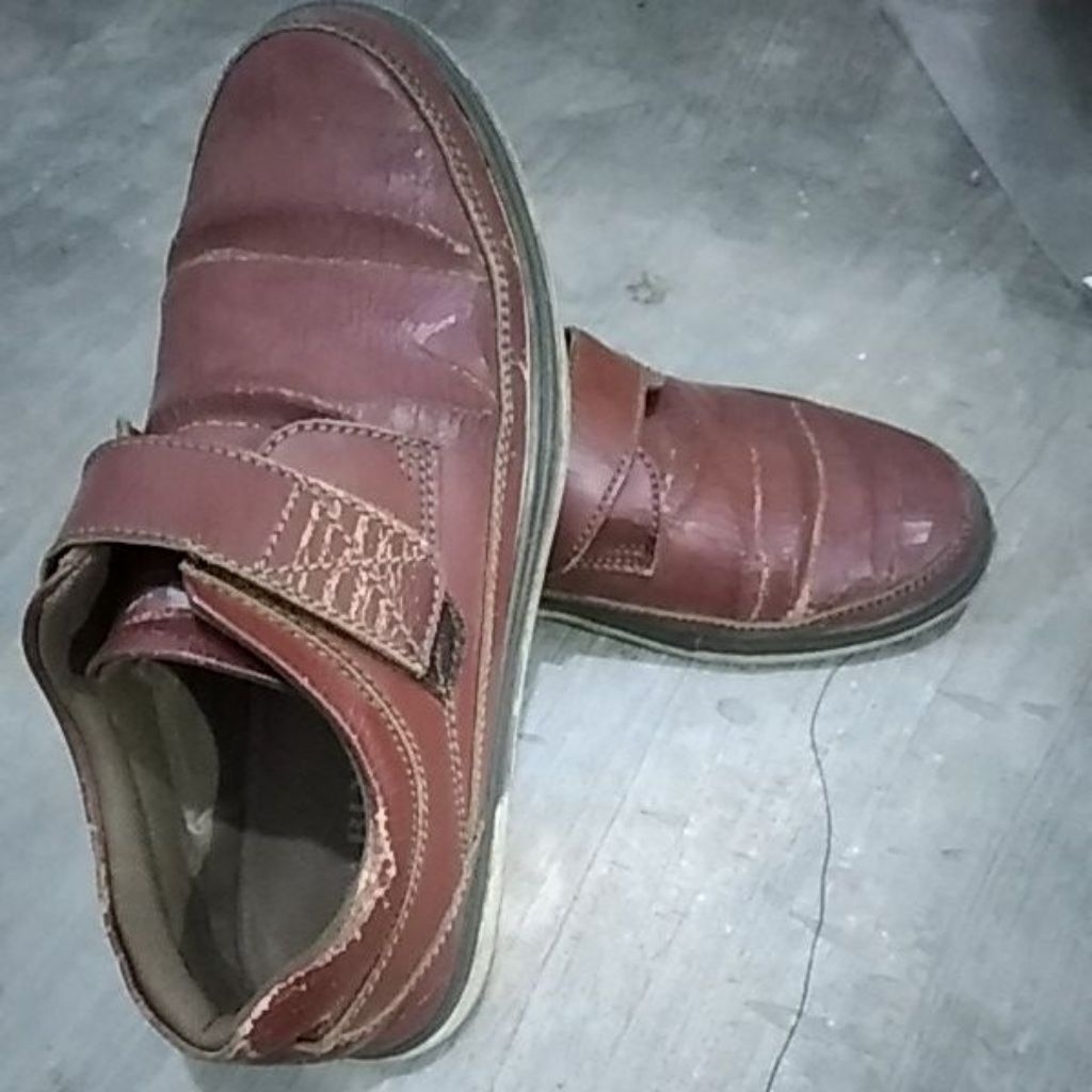 Sepatu pria PL GABINO ORI UK 41