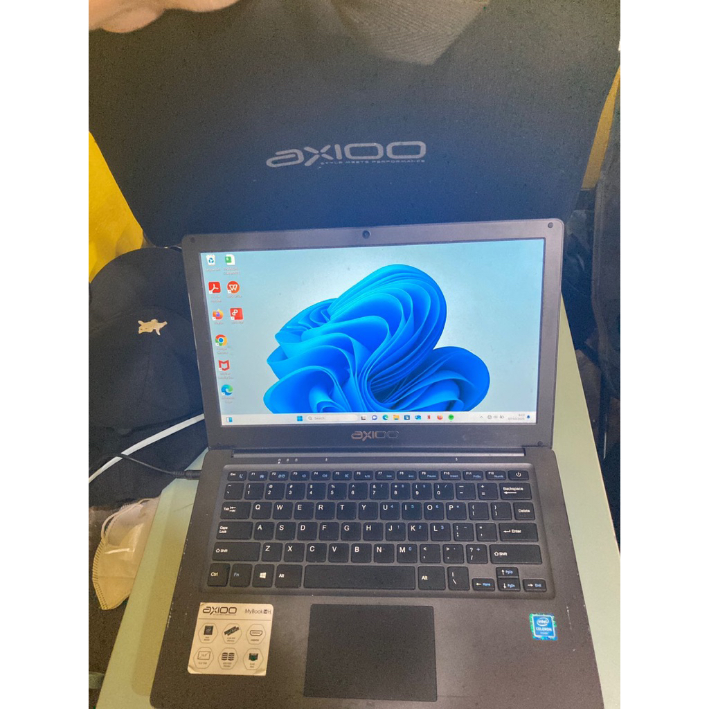 SECOND LAPTOP NOTEBOOK AXIOO MYBOOK 14H, (GREY): INTEL 4GB