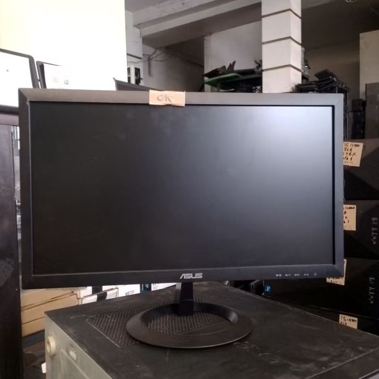 READY MONITOR ASUS 19 INCH LAYAR MULUS NO MINUS DESAIN MEWAH STANDAR ELEGAN VGA ONLY